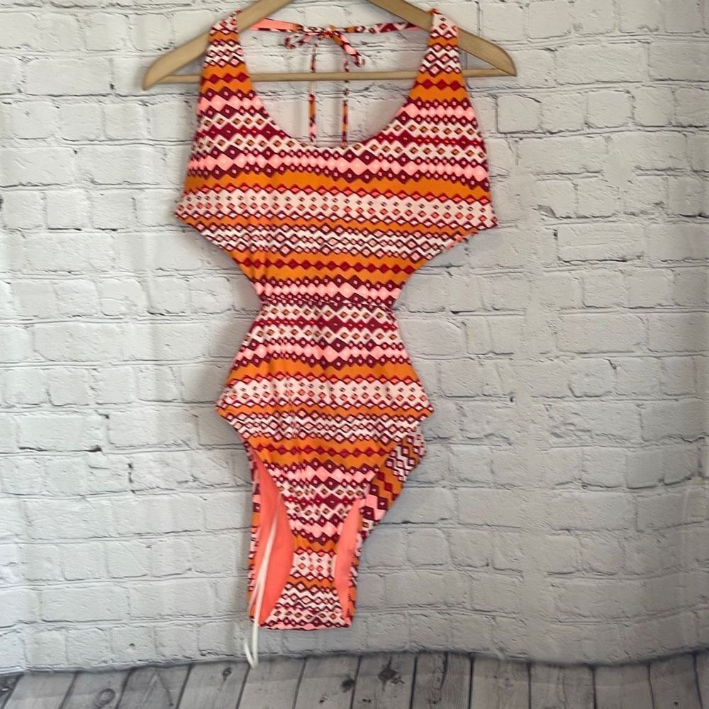 Aerie Women’s One Piece cut Out Swimsuit Neon‎ orange size large NEW